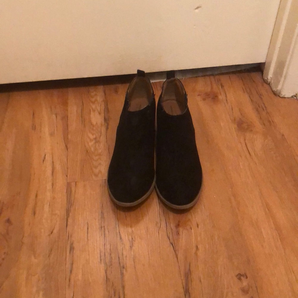 Melrose and market faux leather black booties